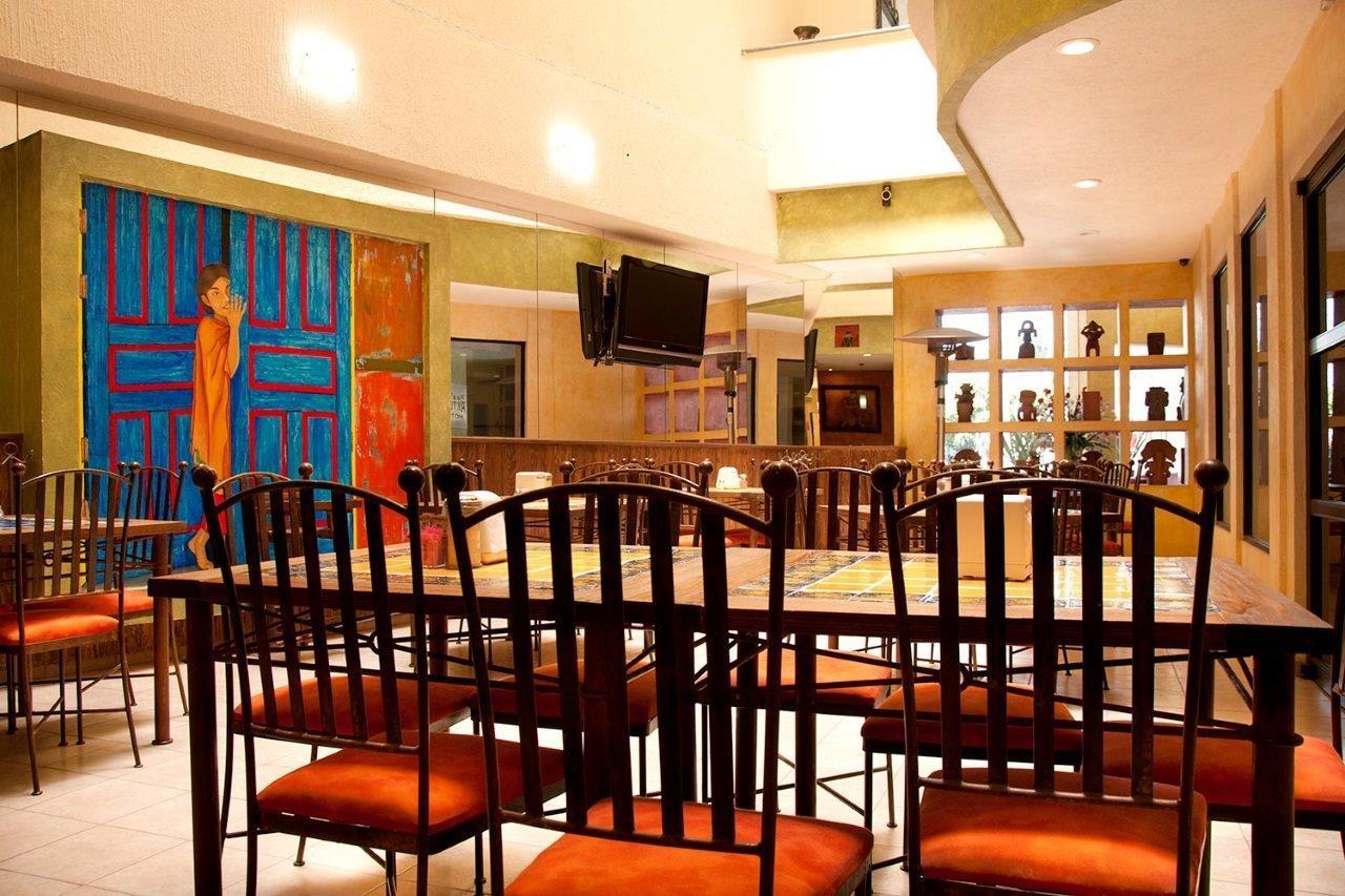 Hotel Real Azteca Boulevard León Exterior foto